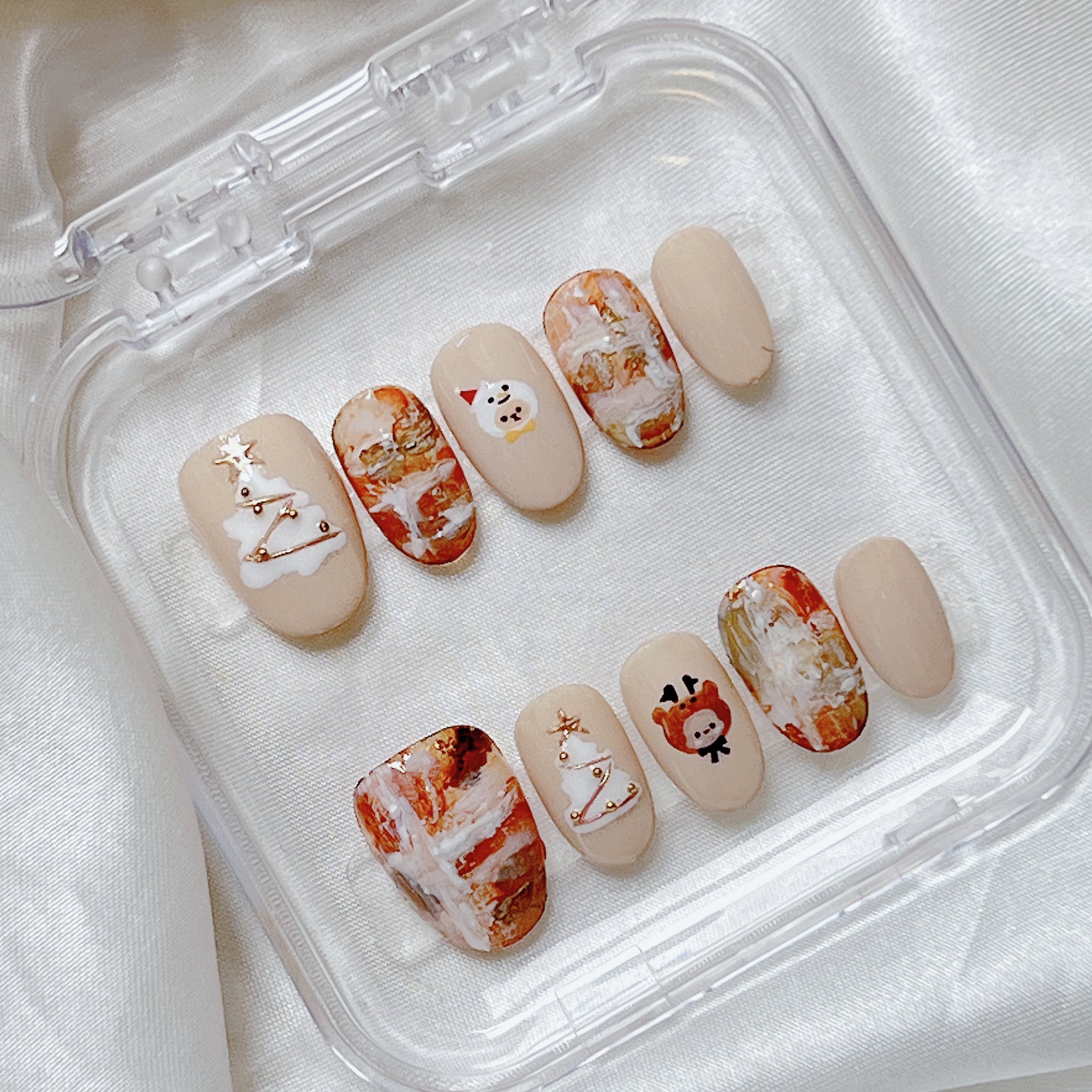 穿戴甲 聖誕小棕熊 C24 MANDYHERE