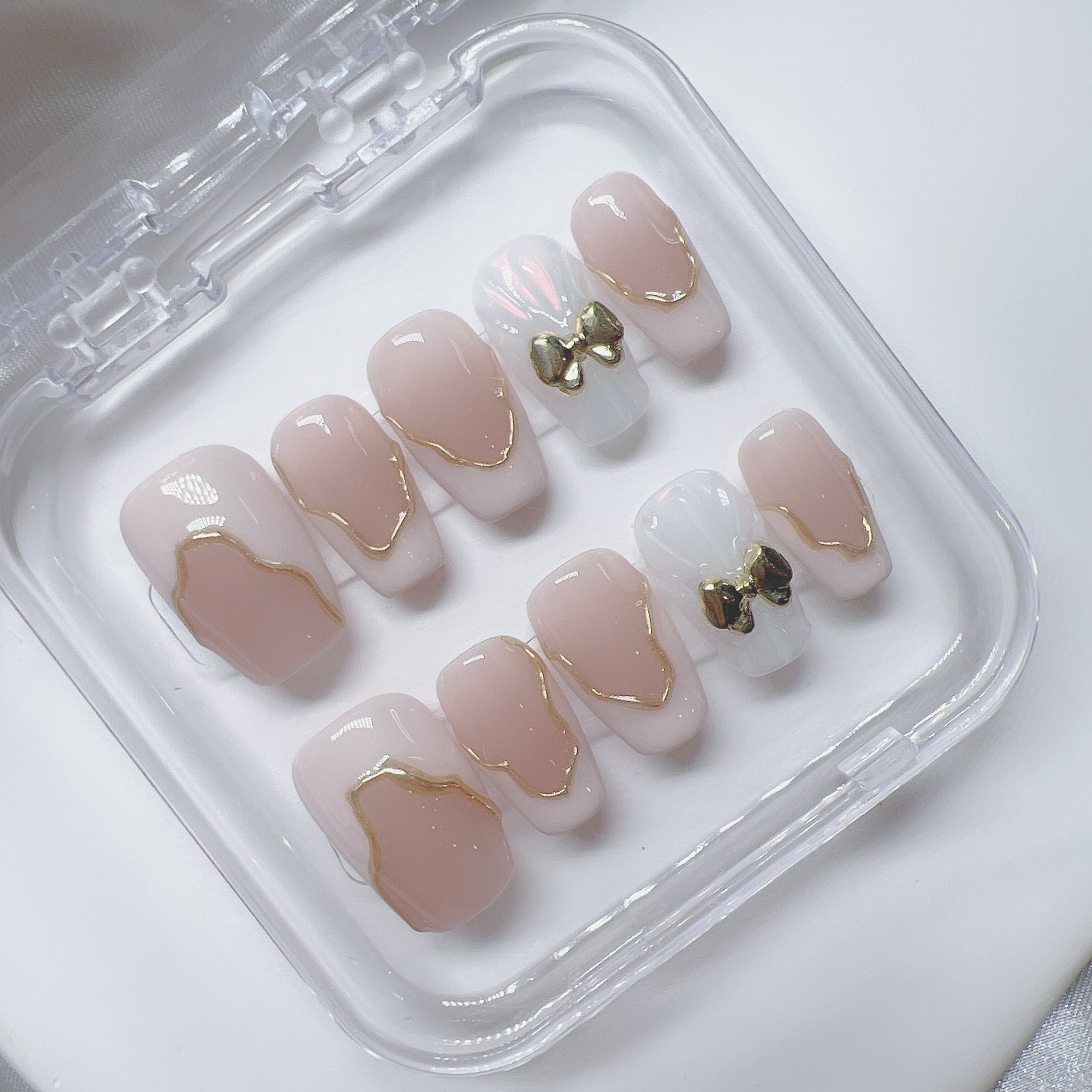 穿戴甲 奶白蝴蝶結O10 SALE