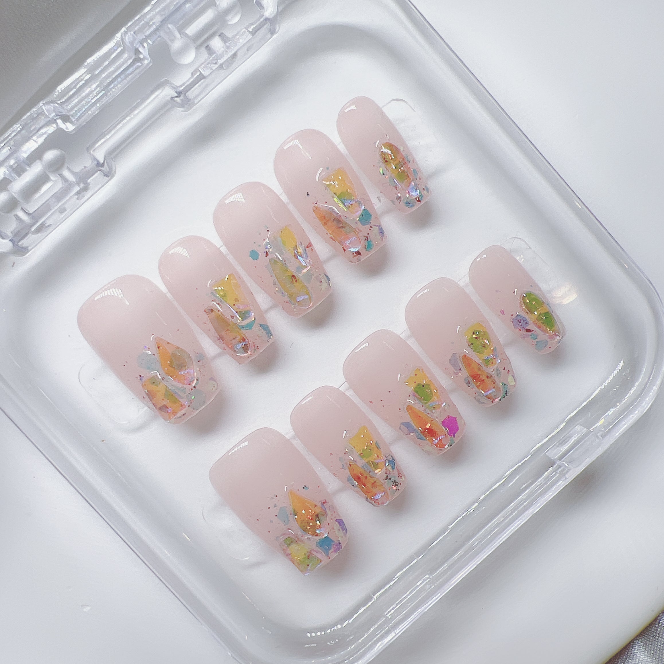 穿戴甲 玻璃閃石 O16 SALE